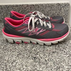 Skechers shoes size 7.5